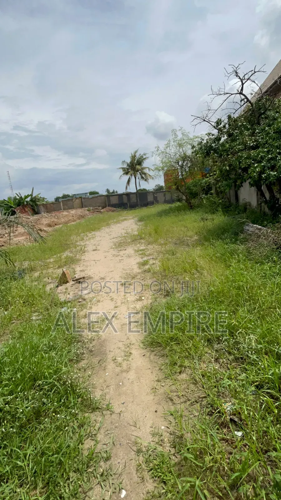 500sqm Plot of Land for Sale in Amuwo