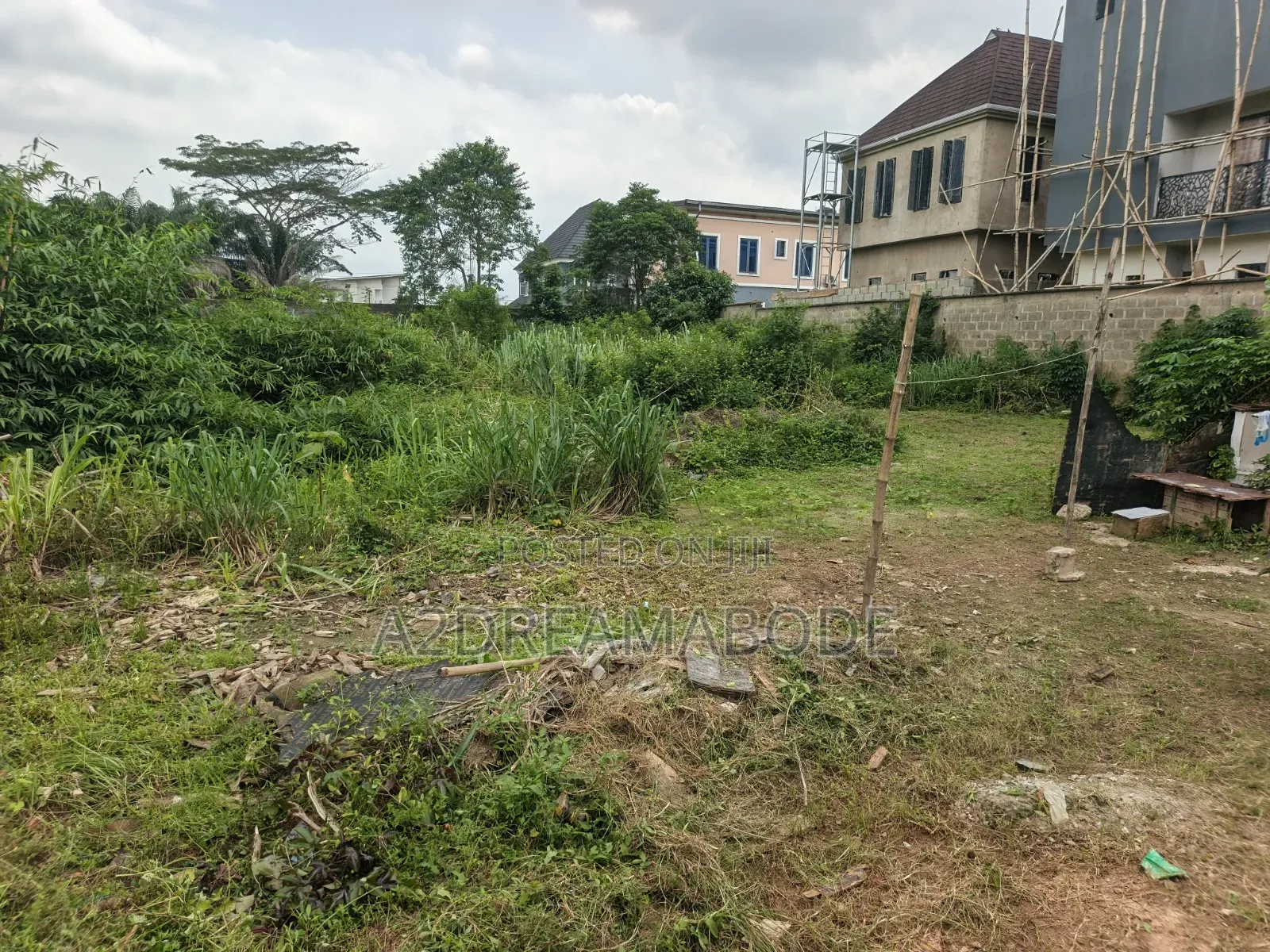 Well Placed, Fenced and Gated Land