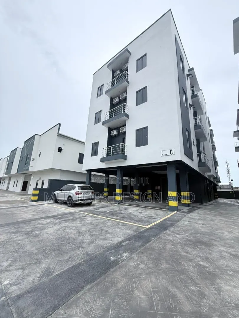 2bdrm Apartment in Lekki Phase 2 for sale