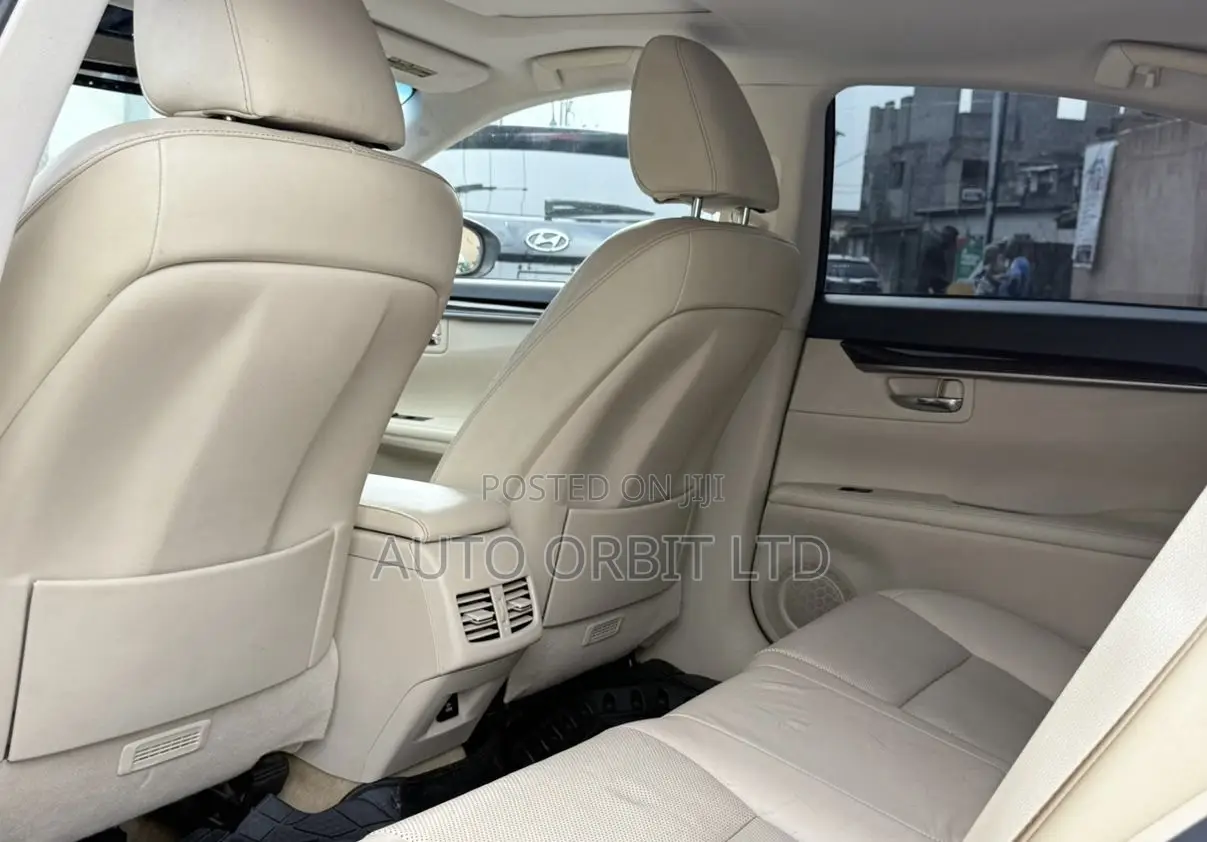 Lexus ES 350 FWD 2013 Silver