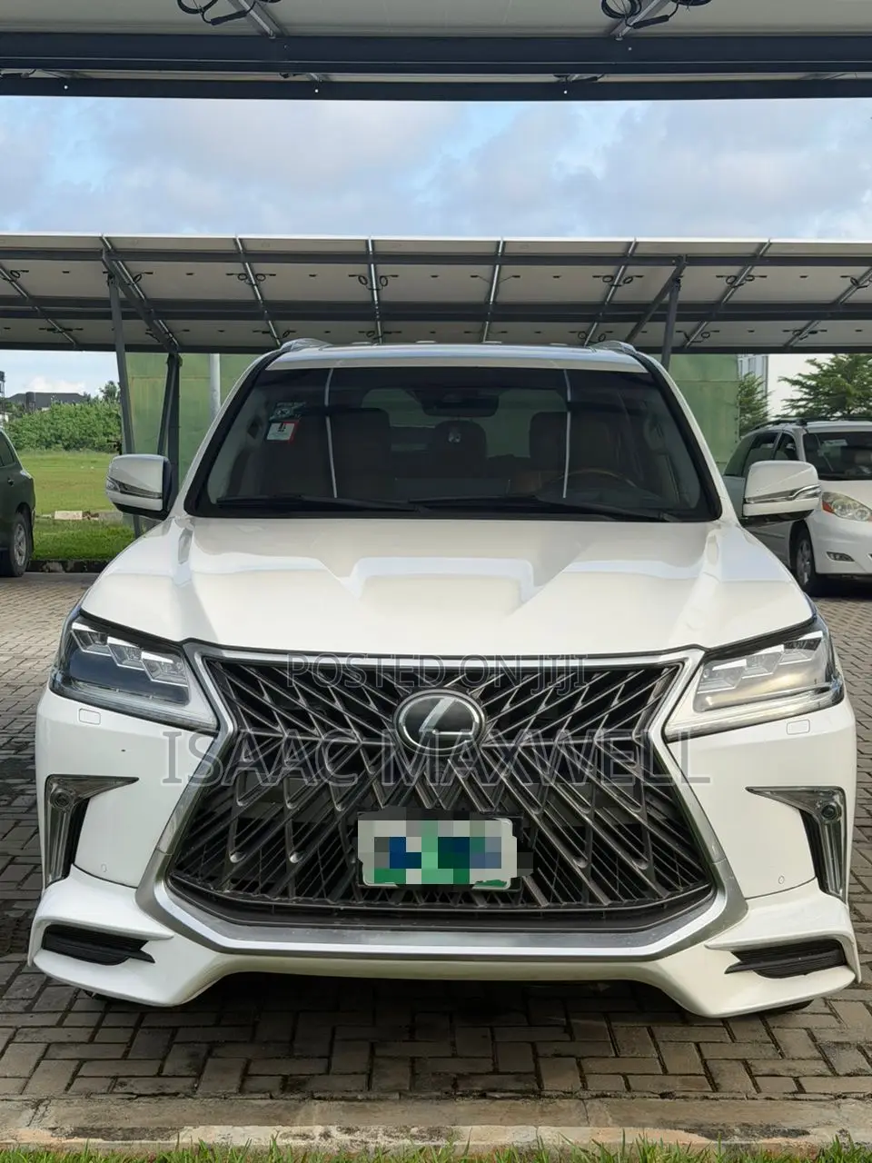 Lexus LX 570 (5 seats) AWD 2016 White