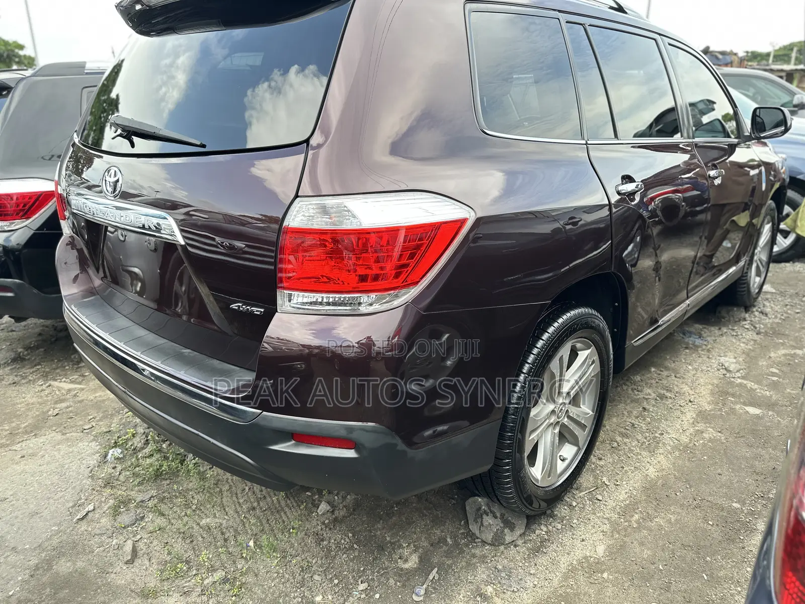 Toyota Highlander Limited 3.5l 4WD 2013 Purple