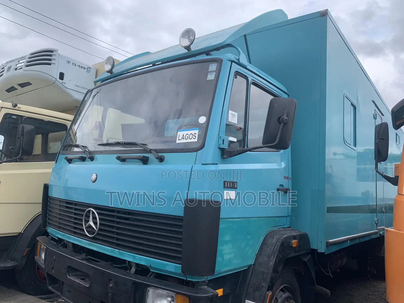 Mercedes-Benz 1114 8 Bolt