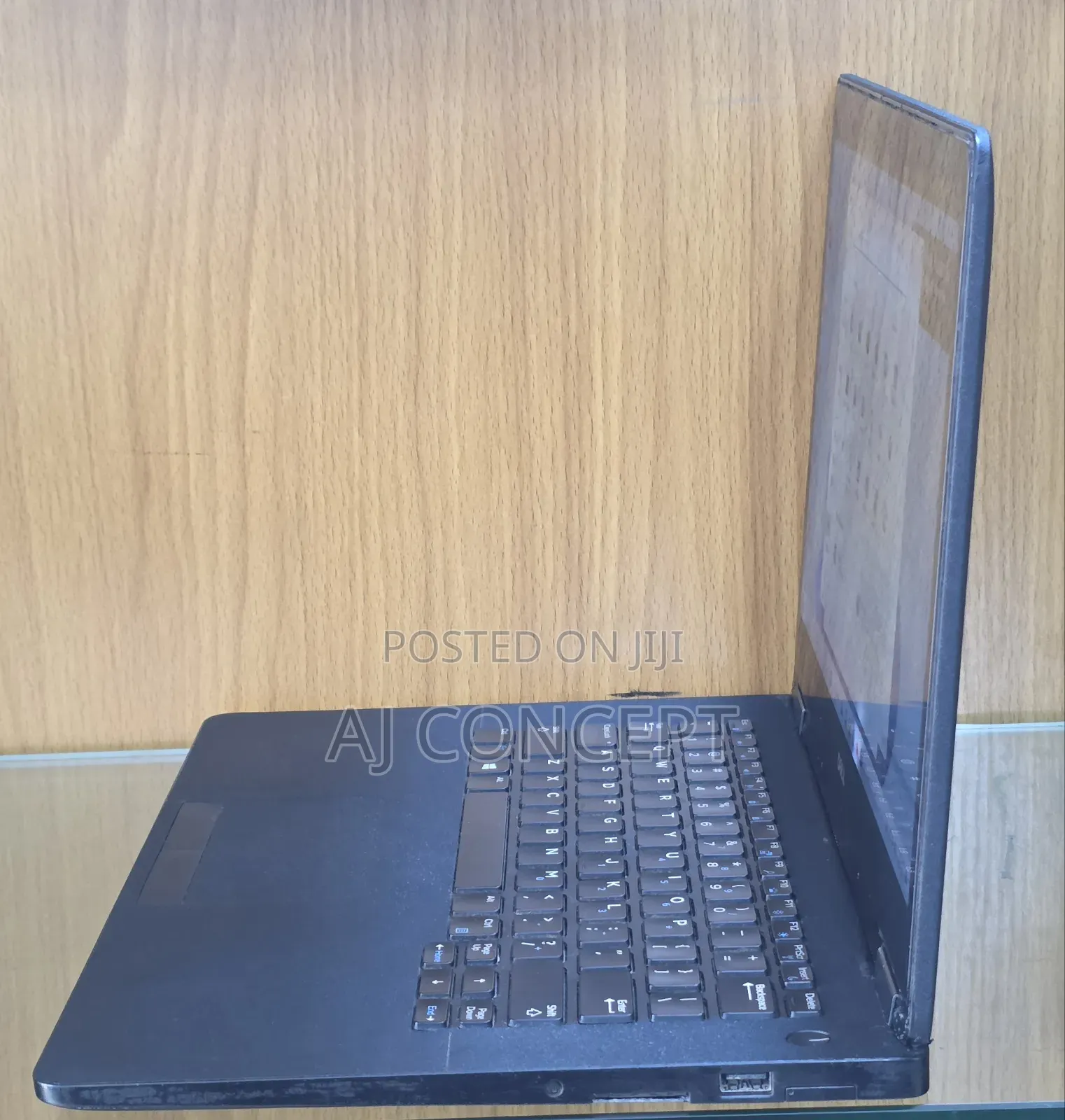 Laptop Dell Latitude E7470 8GB Intel Core i5 SSD 160GB