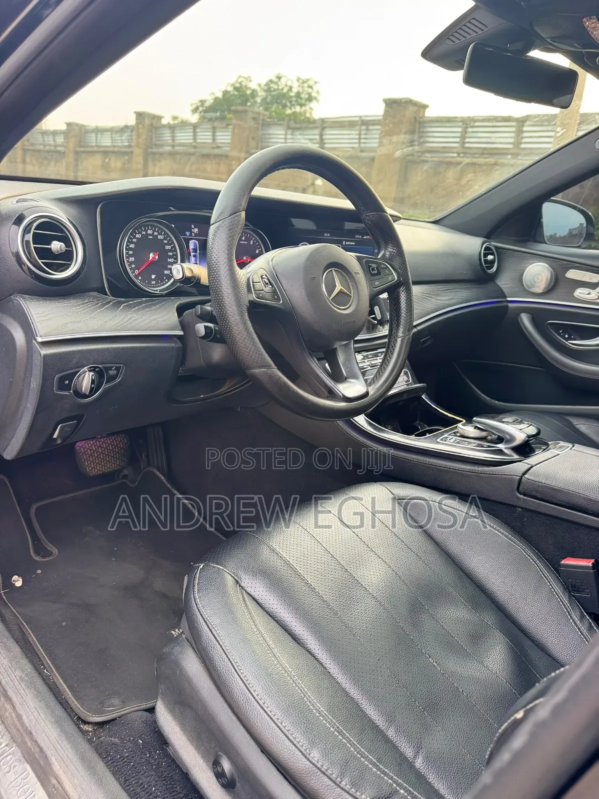 Mercedes-Benz C300 2016 Black