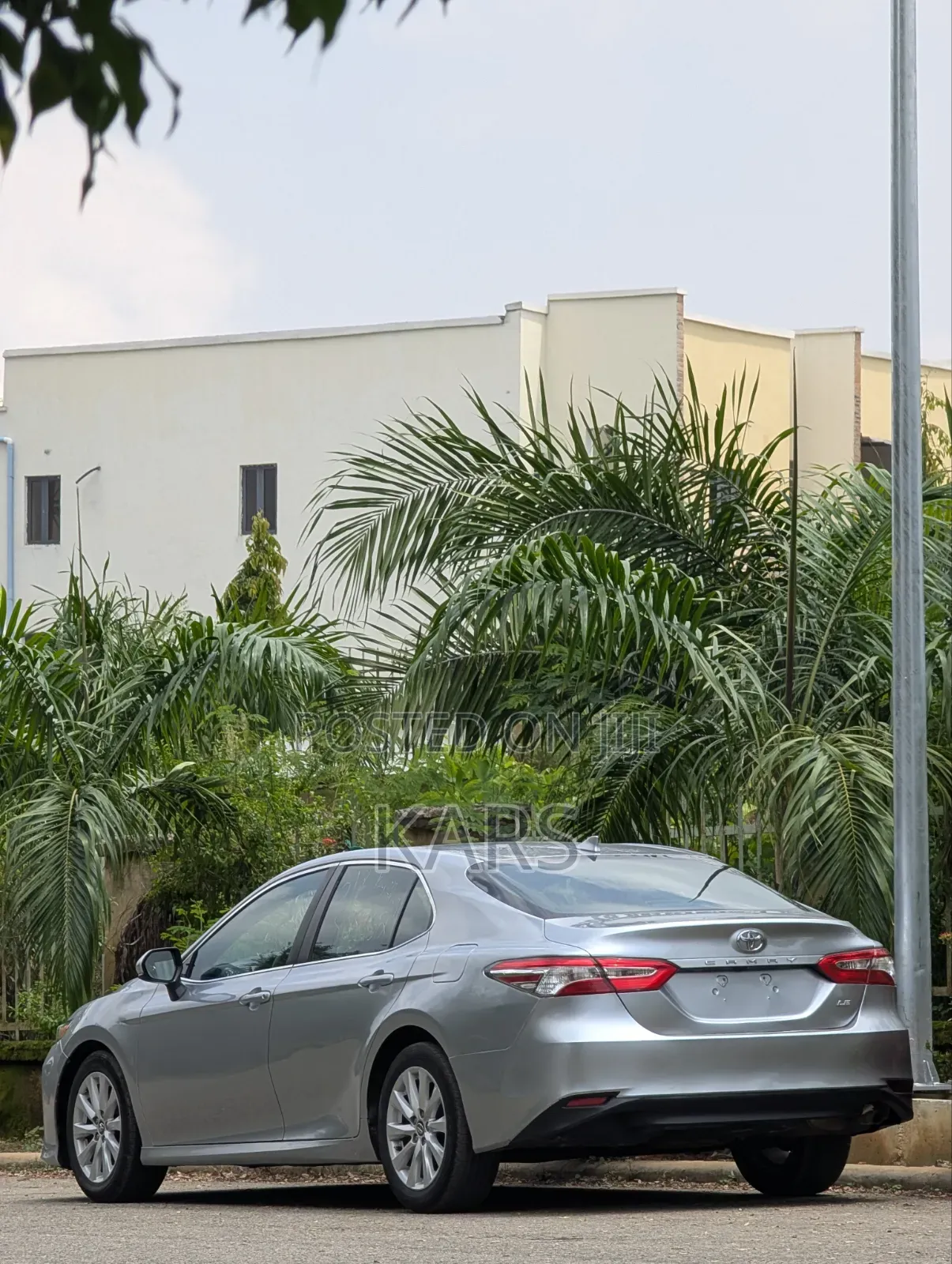 Toyota Camry 2020 Silver