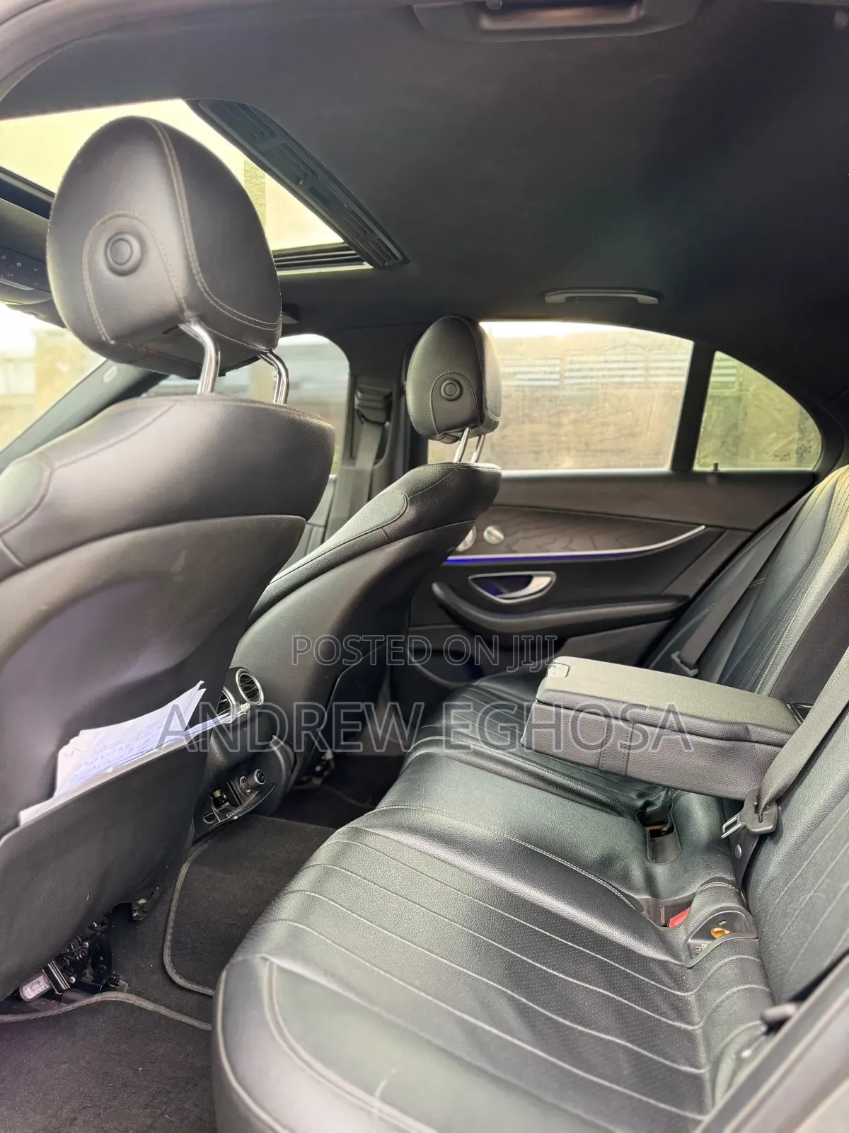 Mercedes-Benz C300 2016 Black