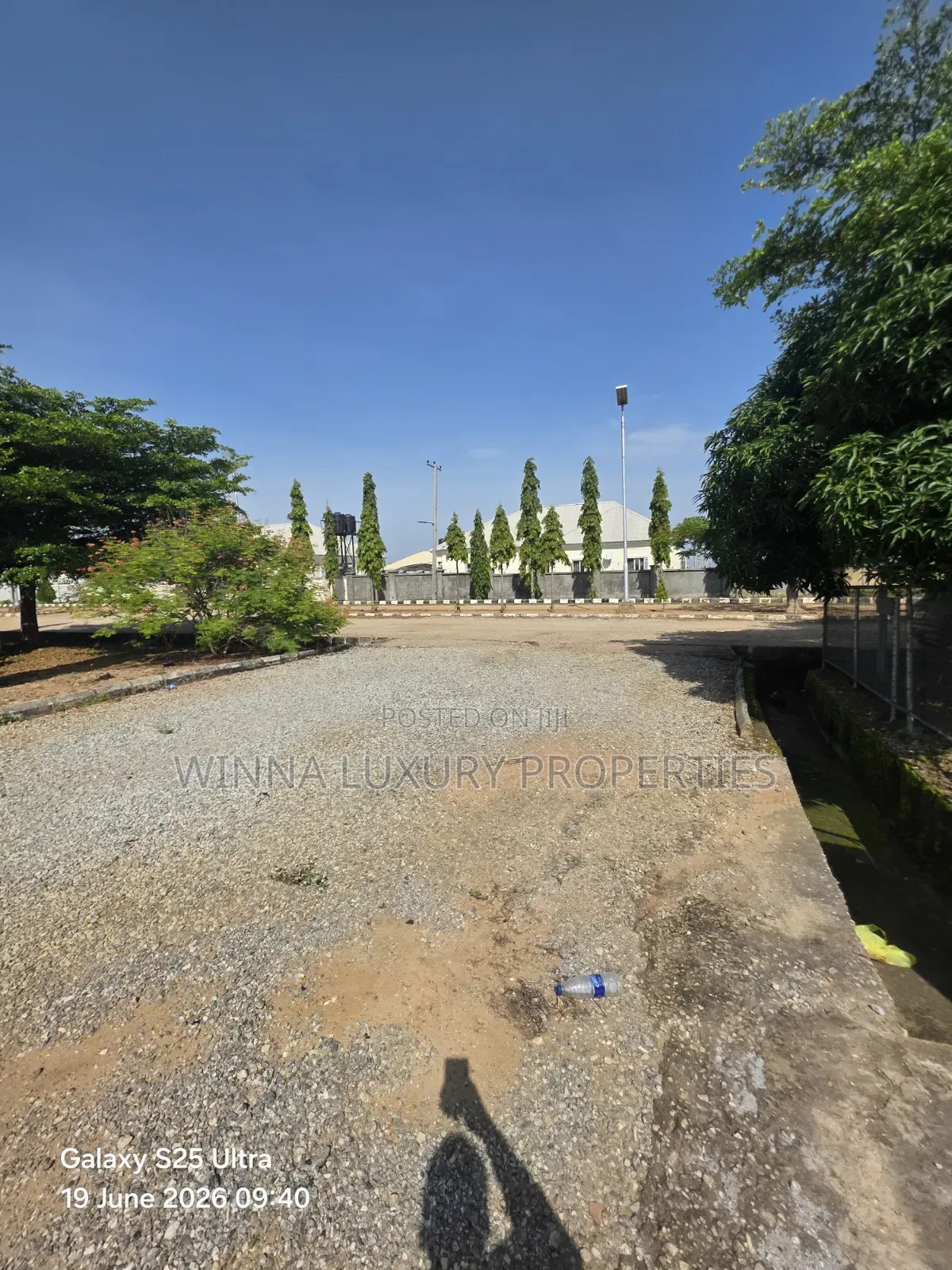 3bdrm Bungalow in Oil Spring Estate, Lugbe District for rent