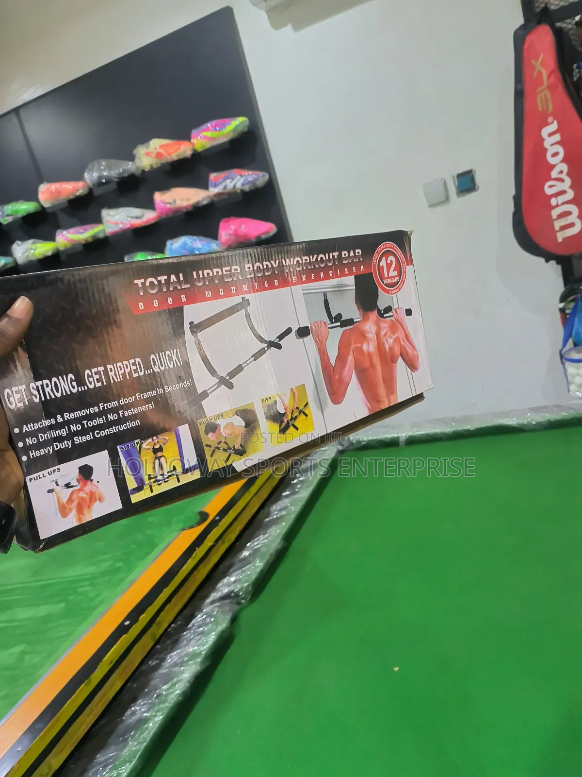 Wall Pull Up Bar