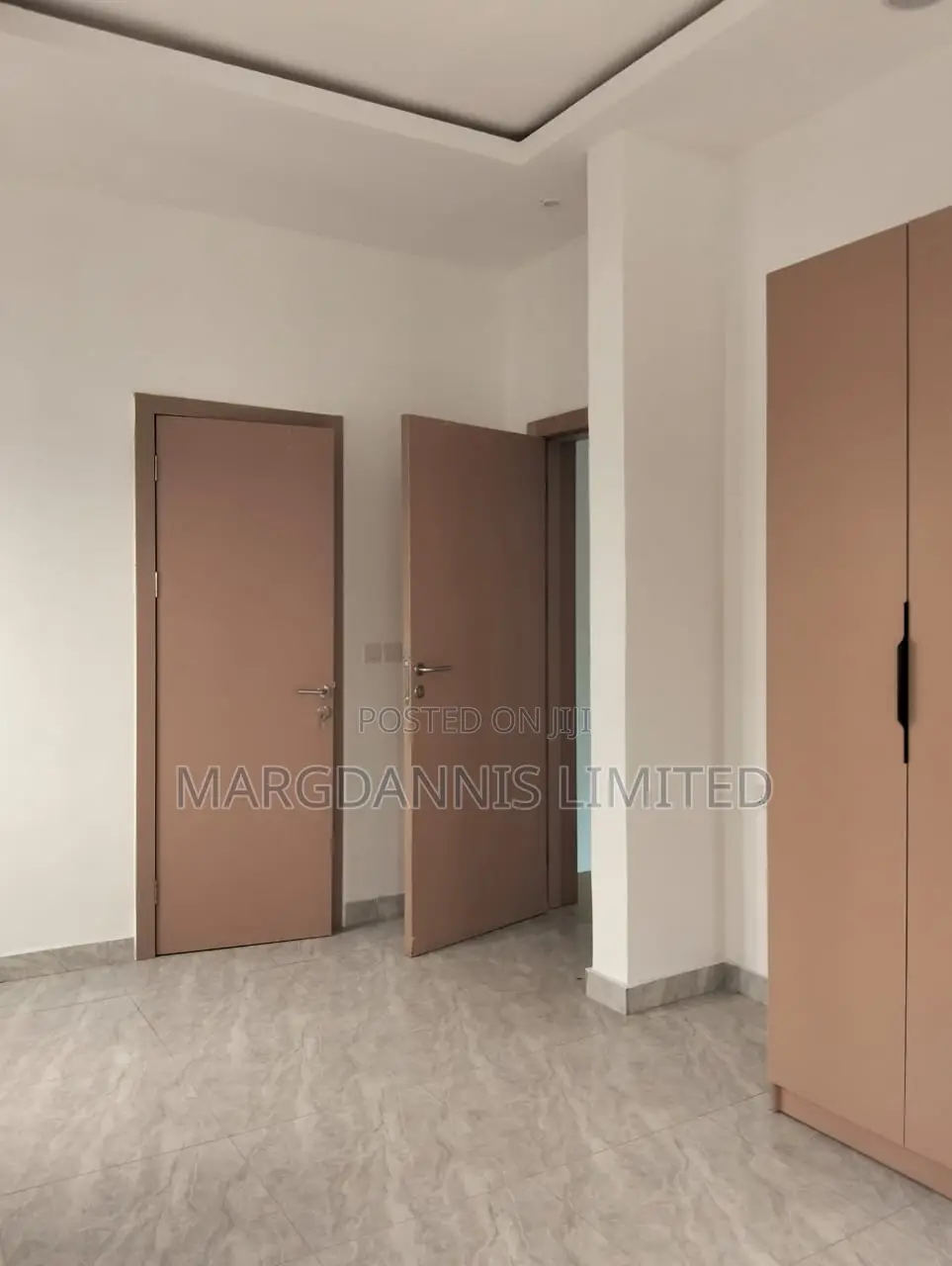 4bdrm Duplex in Alaka for sale