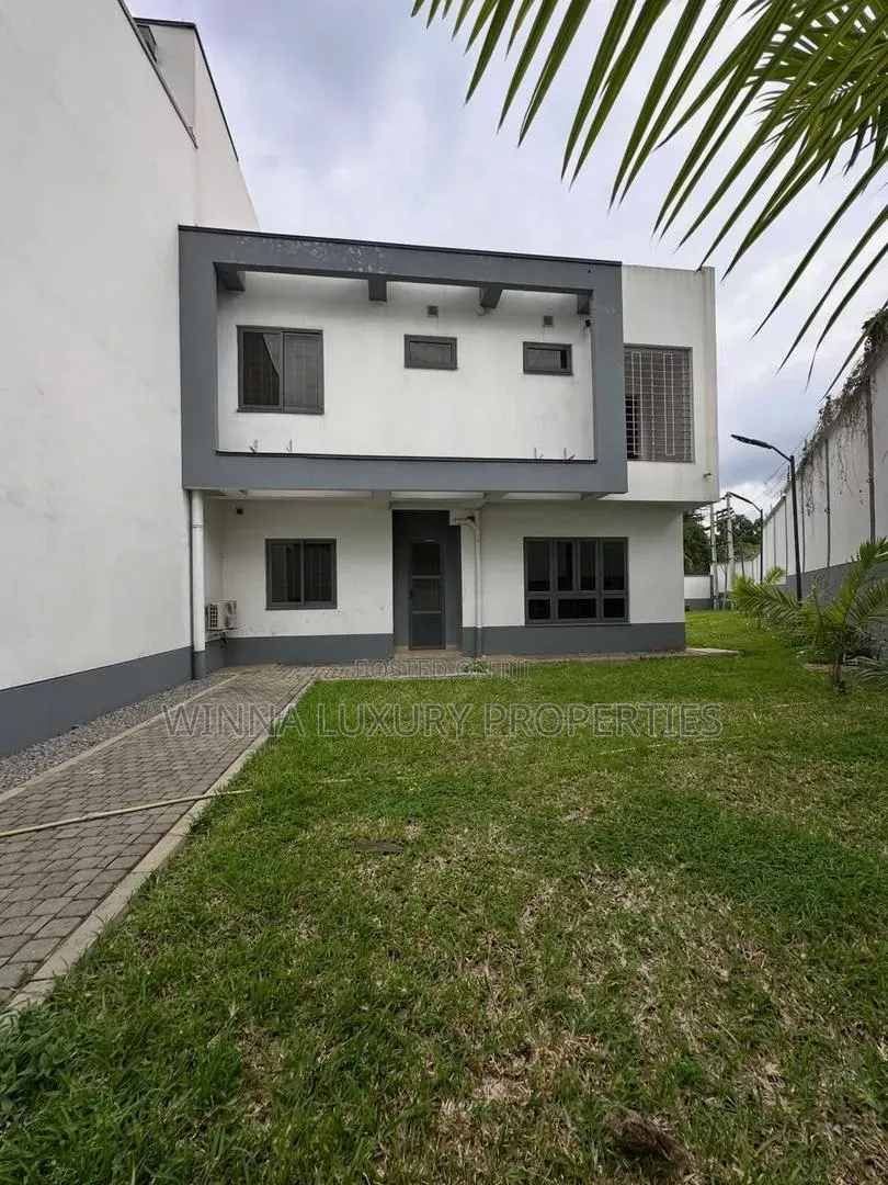 5bdrm Townhouse/Terrace in Wuse for sale