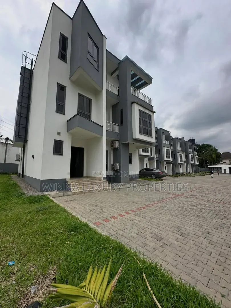 5bdrm Townhouse/Terrace in Wuse for sale