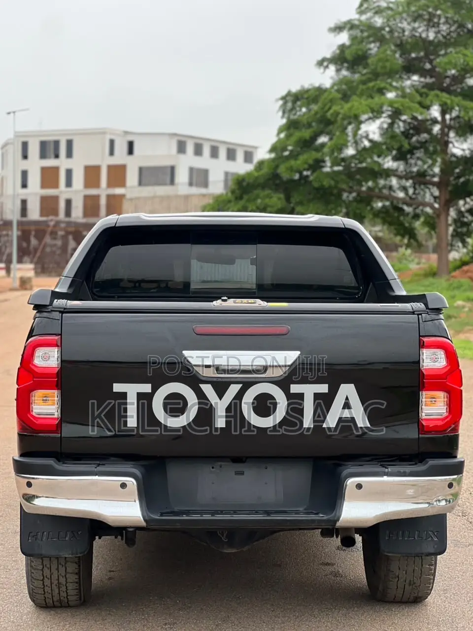 Toyota Hilux 2024 Black