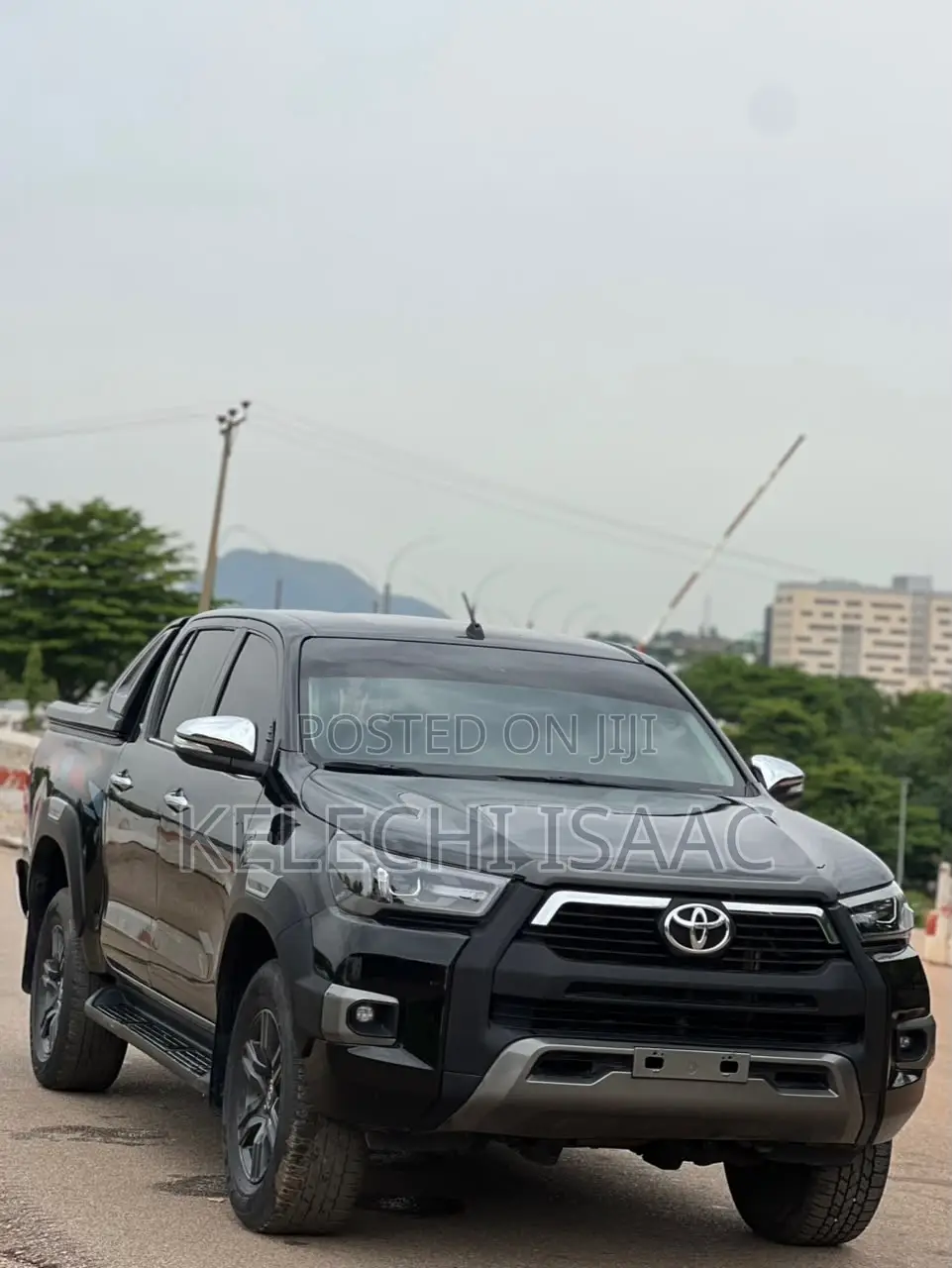 Toyota Hilux 2024 Black