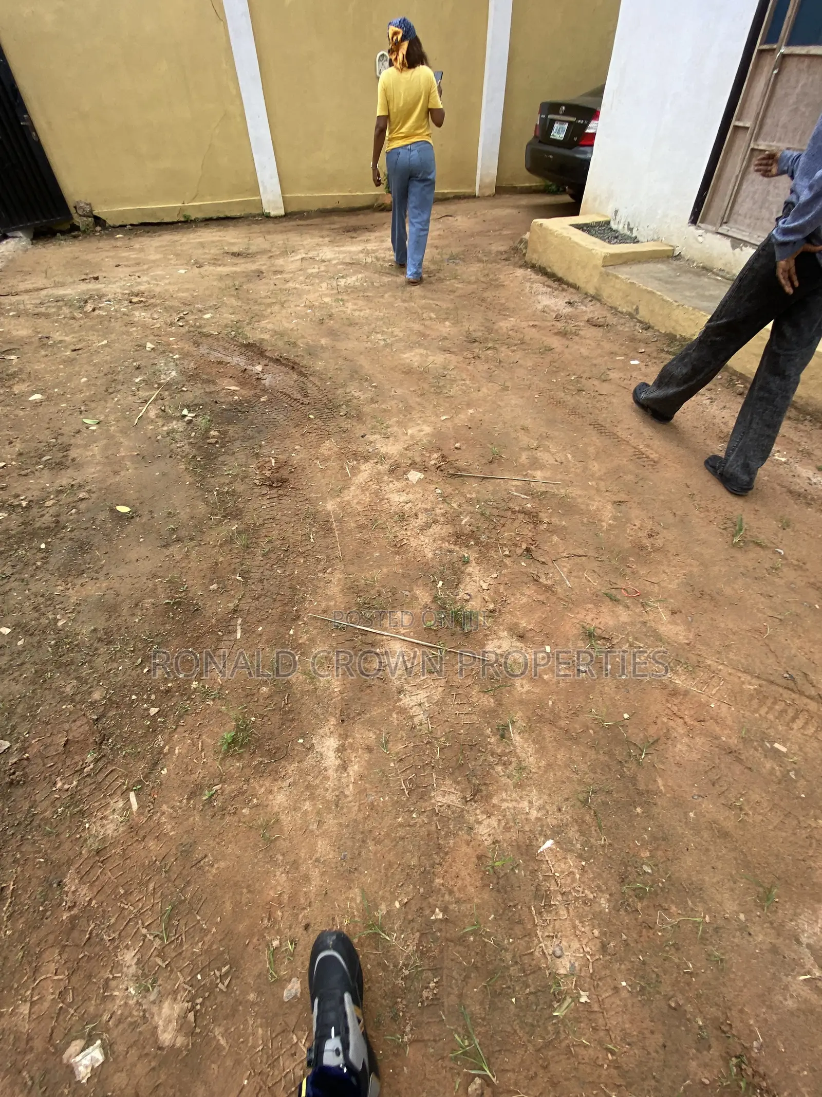 3bdrm Block of Flats in Bucknor for sale