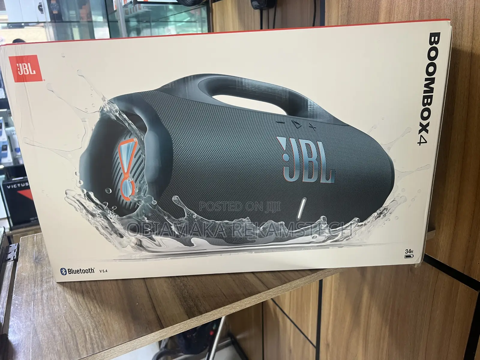 JBL Boom 4