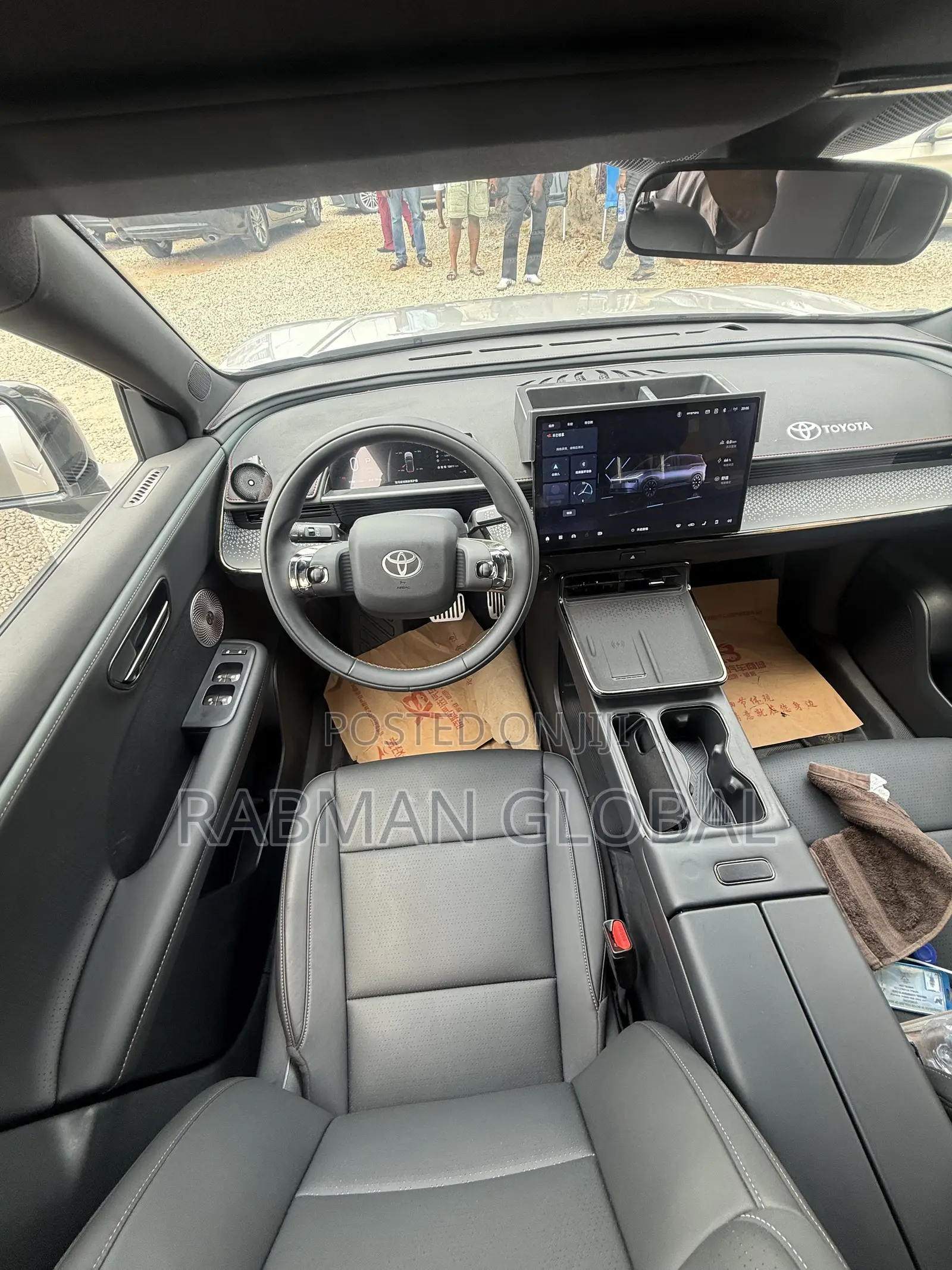 Toyota bZ3 2025 Silver