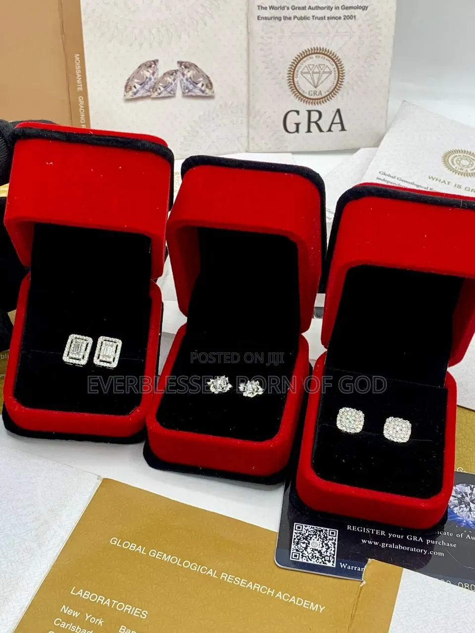 VSS Moissanite Diamond Unisex Earring