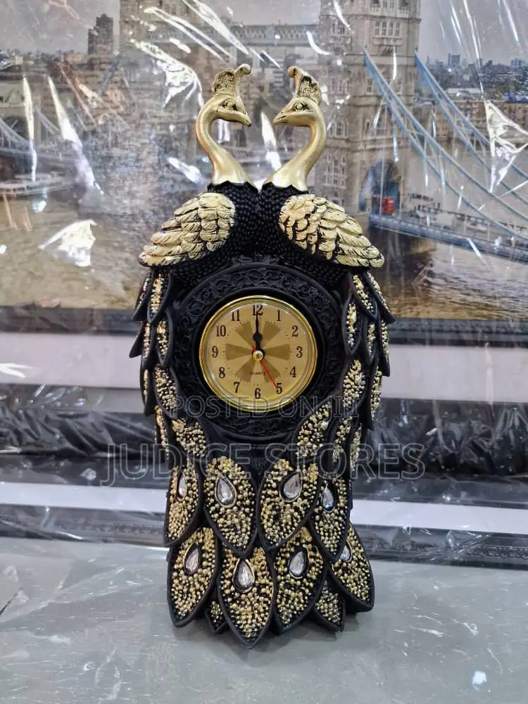 Decorations Clock Stand Peacock Besign