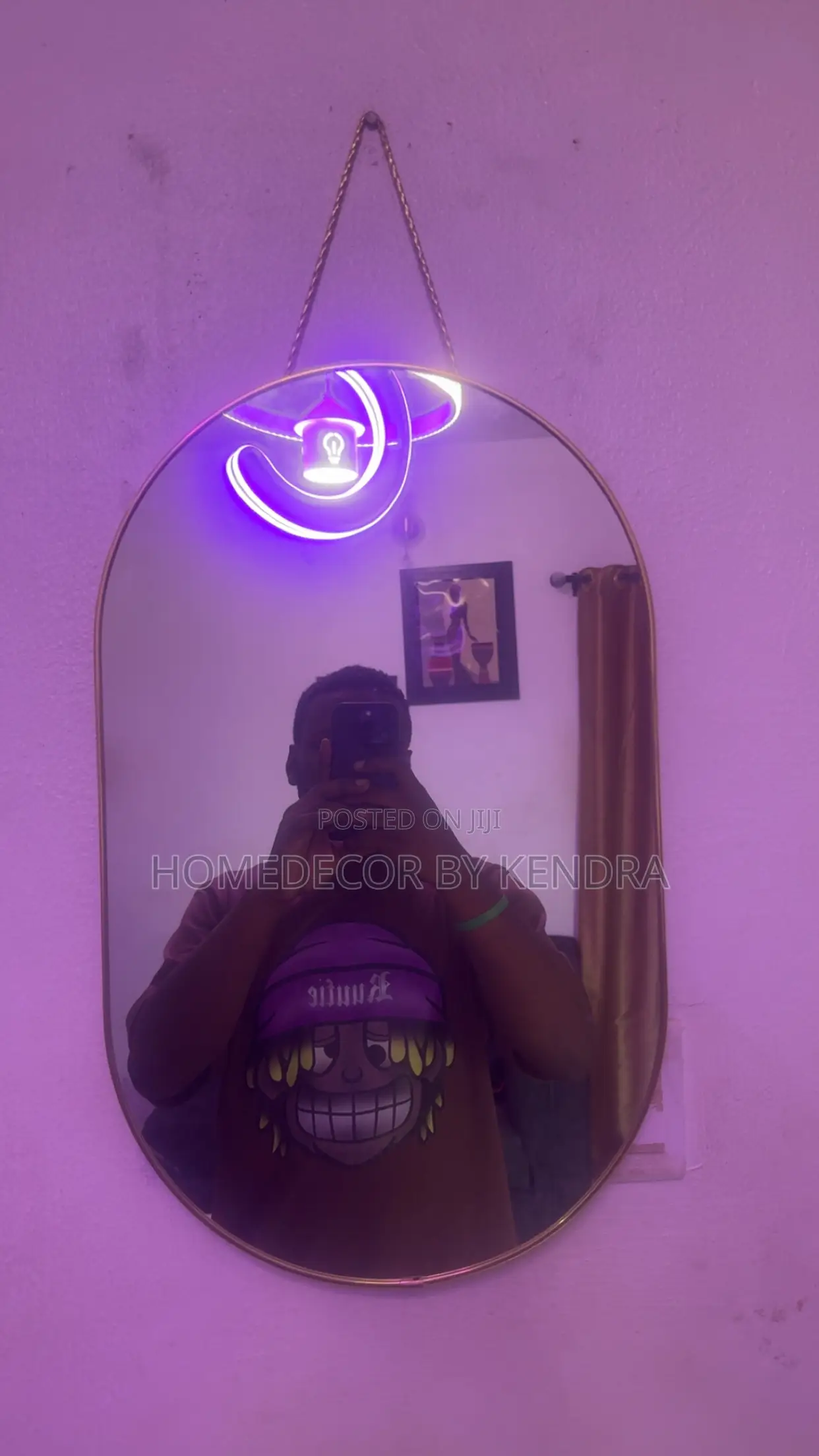 Luxury Gold Edge Wall Mounted Mirror
