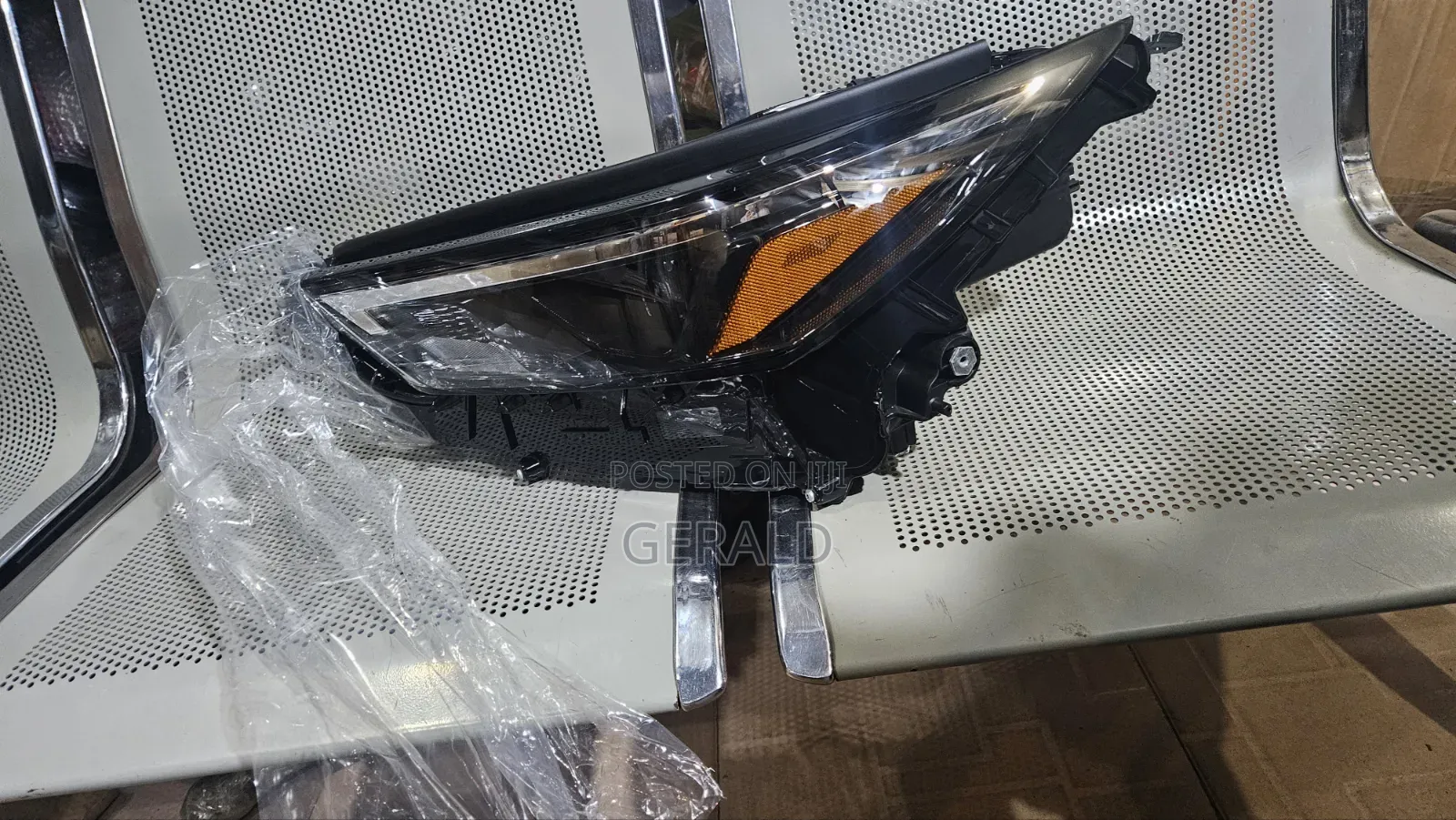 Headlamp Highlander Grand 2022/2023