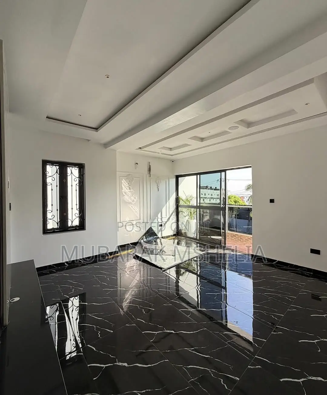 5bdrm Duplex in Kado for sale