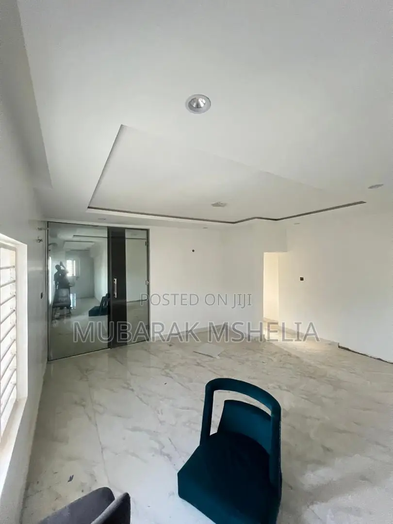 4bdrm Duplex in Guzape District for sale