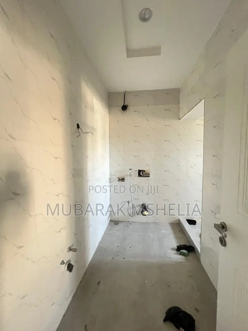 4bdrm Duplex in Guzape District for sale