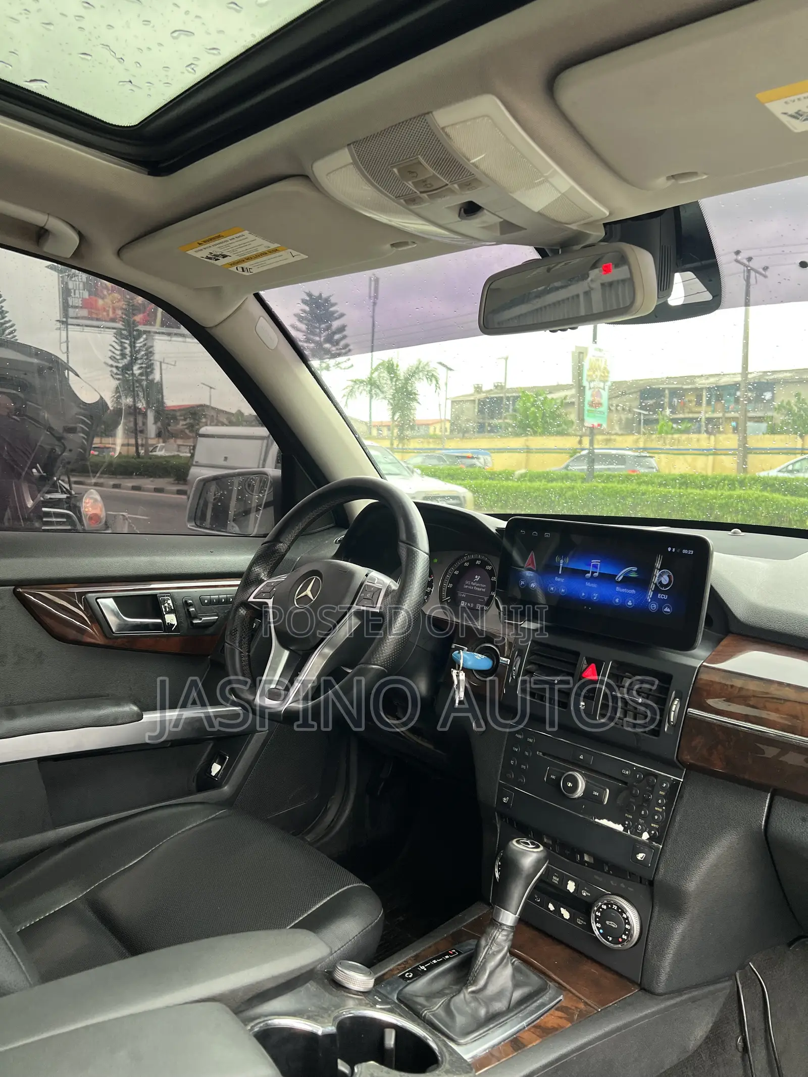 Mercedes-Benz GLK-Class 2010 Silver