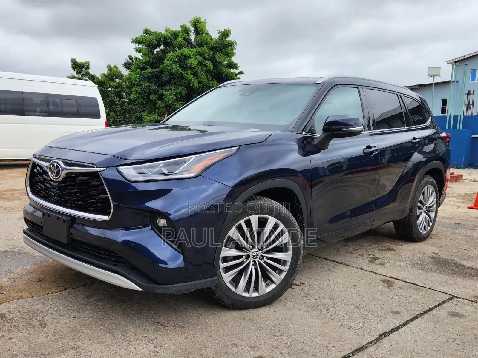 Toyota Highlander 2020 Blue