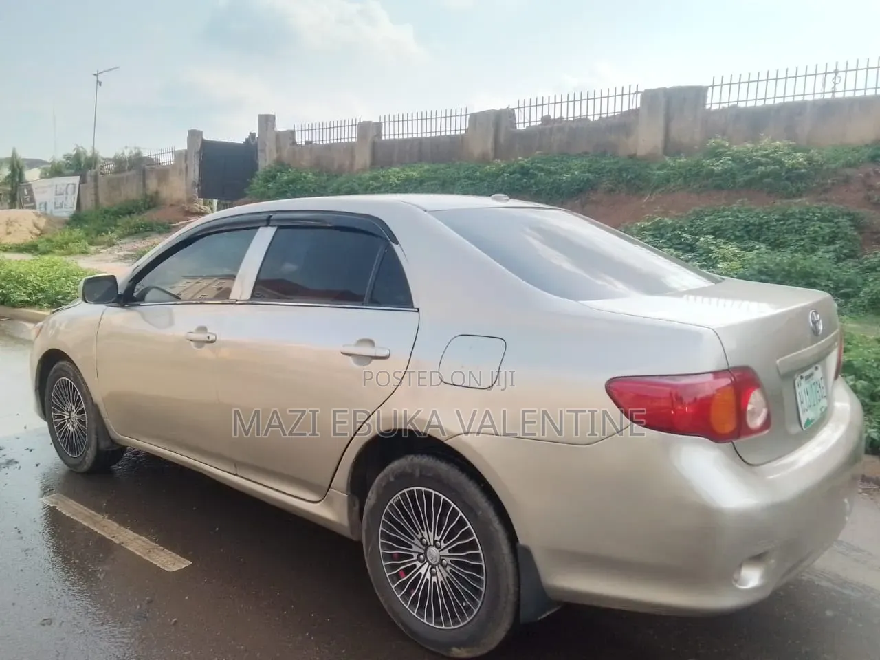Toyota Corolla 2009 Gold
