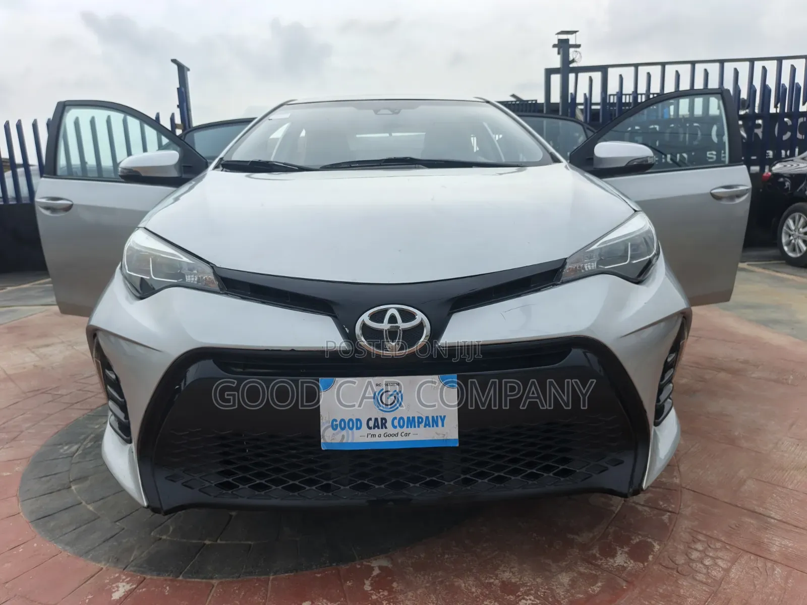 Toyota Corolla 2018 Silver