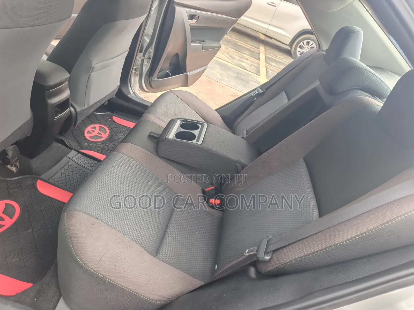 Toyota Corolla 2018 Silver