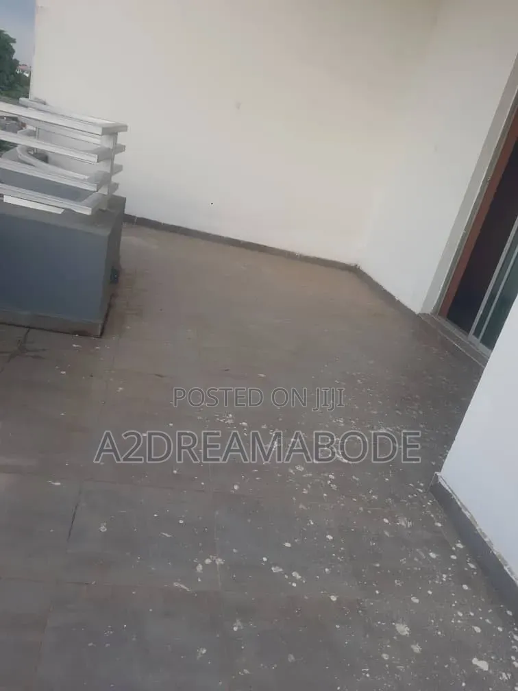 7bdrm Duplex in Omole Phase 1 for rent