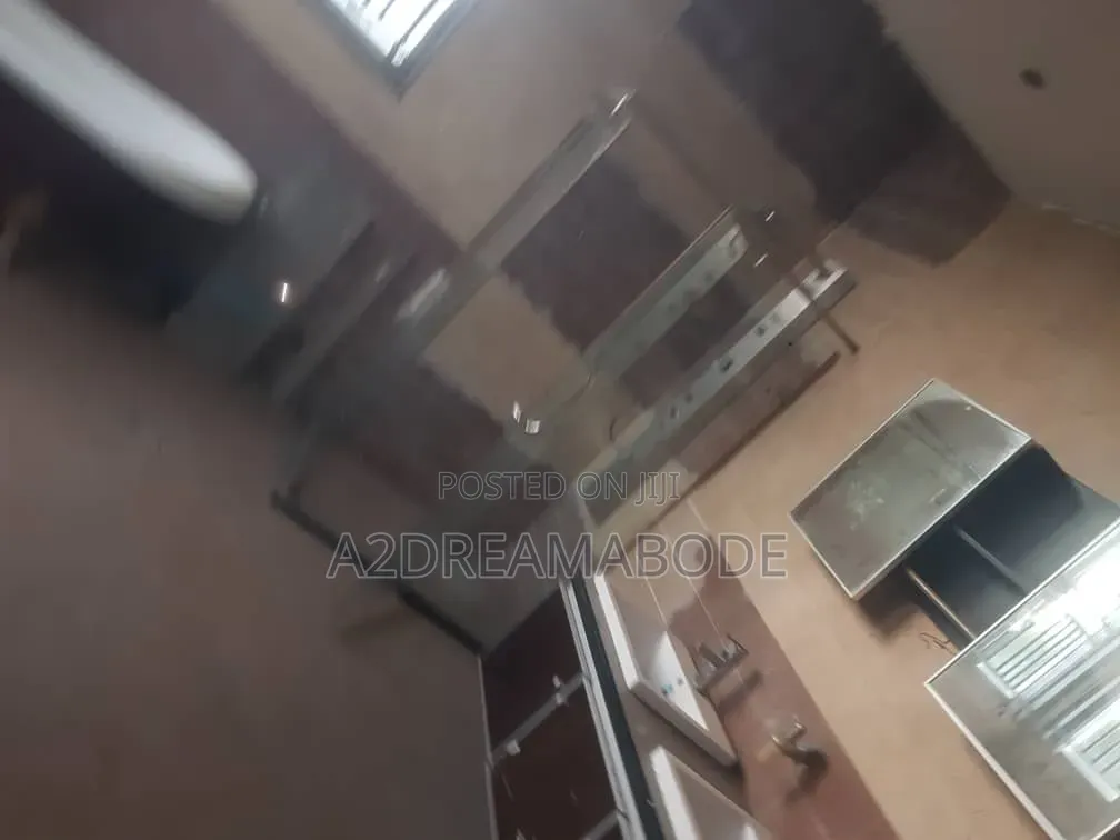 7bdrm Duplex in Omole Phase 1 for rent