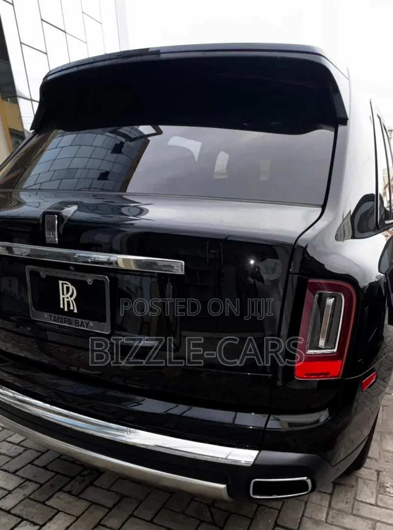 Rolls-Royce Cullinan Base 2019 Black