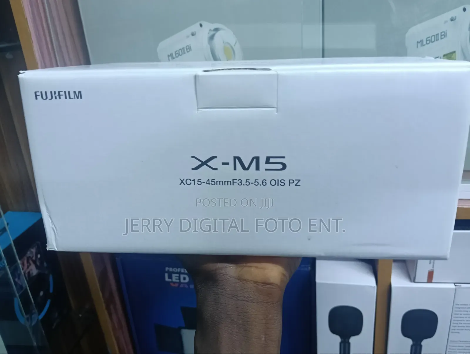 Fujifilm X-M5 With Len 15-45mm