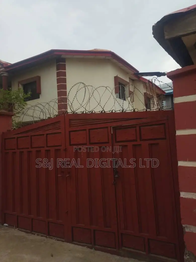 9bdrm Duplex in Mabushi for sale