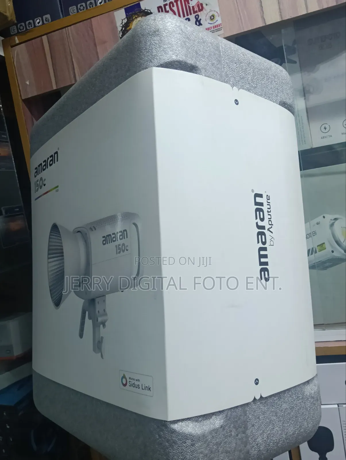 Amaran 150c Video Light