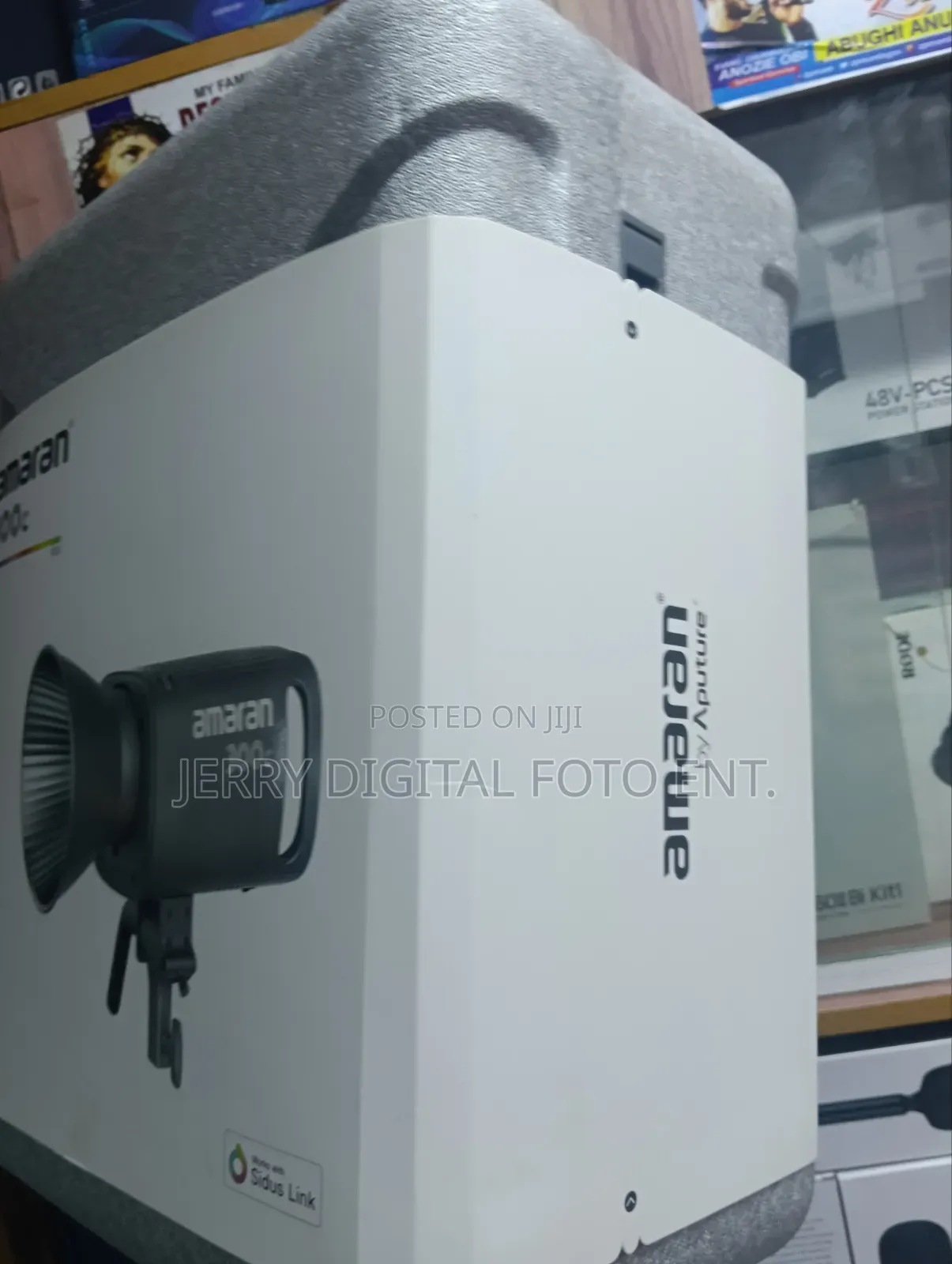 Amaran 300c Video Light