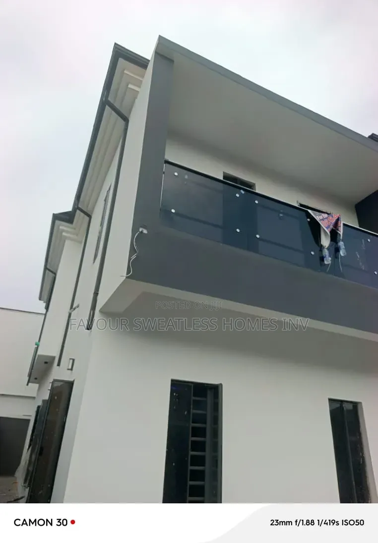 5bdrm Duplex in Magodo Ph1, GRA Phase 1 for sale