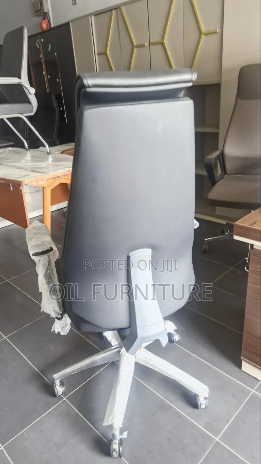 Brand New Ergonomic Executive Office Chair (Orthopedic Support)