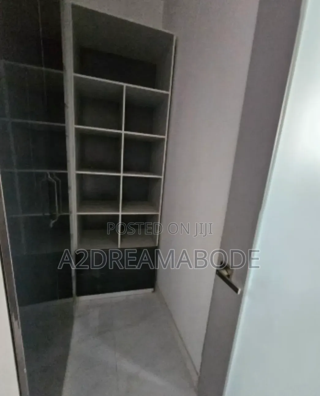 4bdrm Duplex in Ikeja Gra for rent