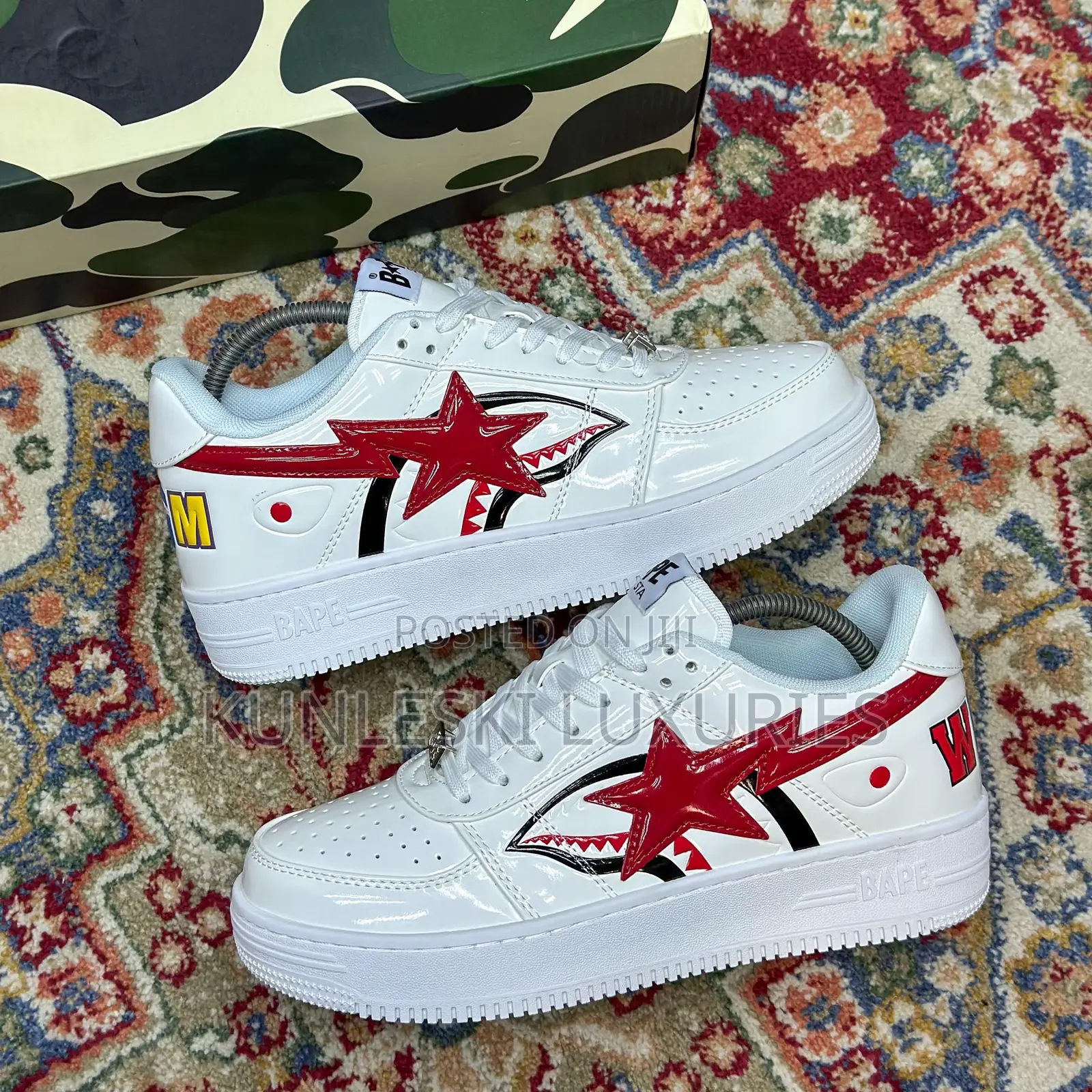 Original Bapesta Low Shark Black / White Sneakers