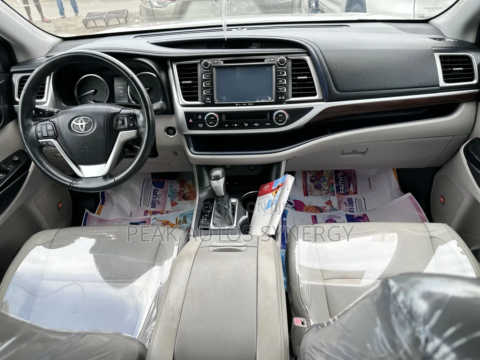 Toyota Highlander Limited V6 4x2 (3.5L 6cyl 6A) 2016 Silver