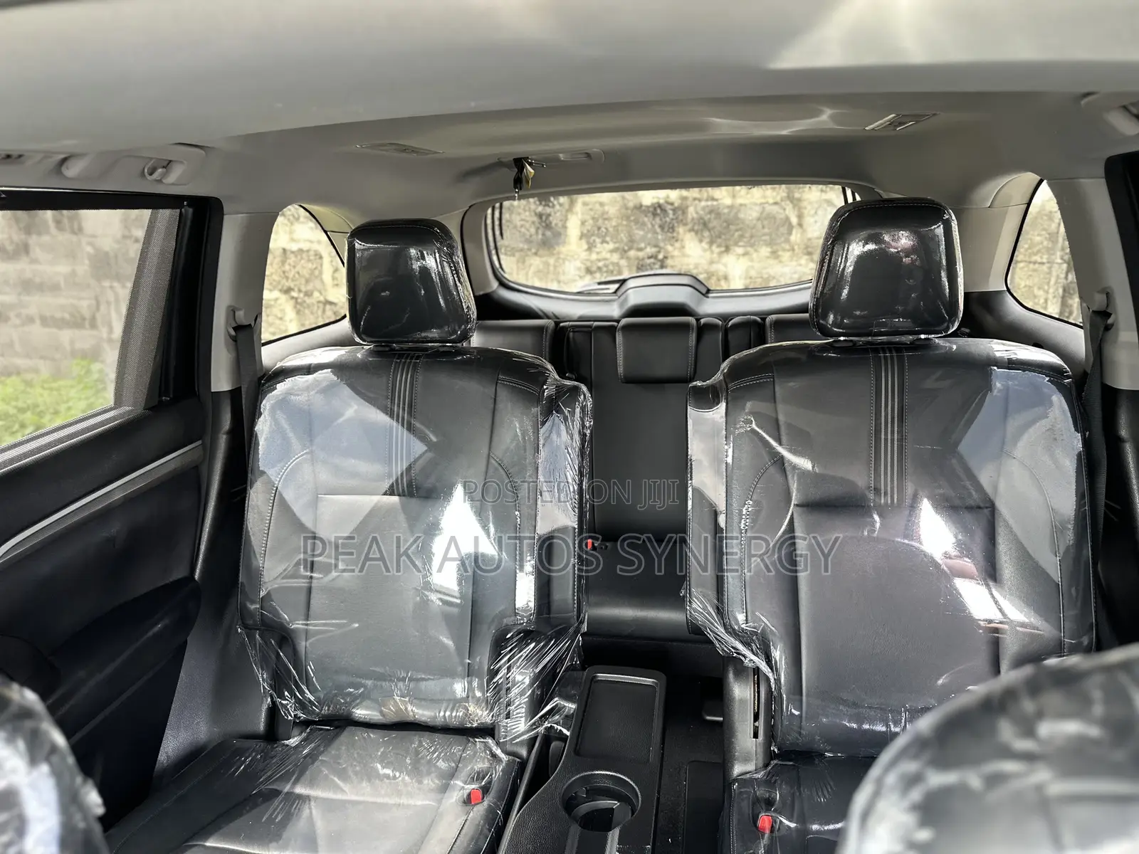 Toyota Highlander SE 4x4 V6 (3.5L 6cyl 8A) 2018 Gray