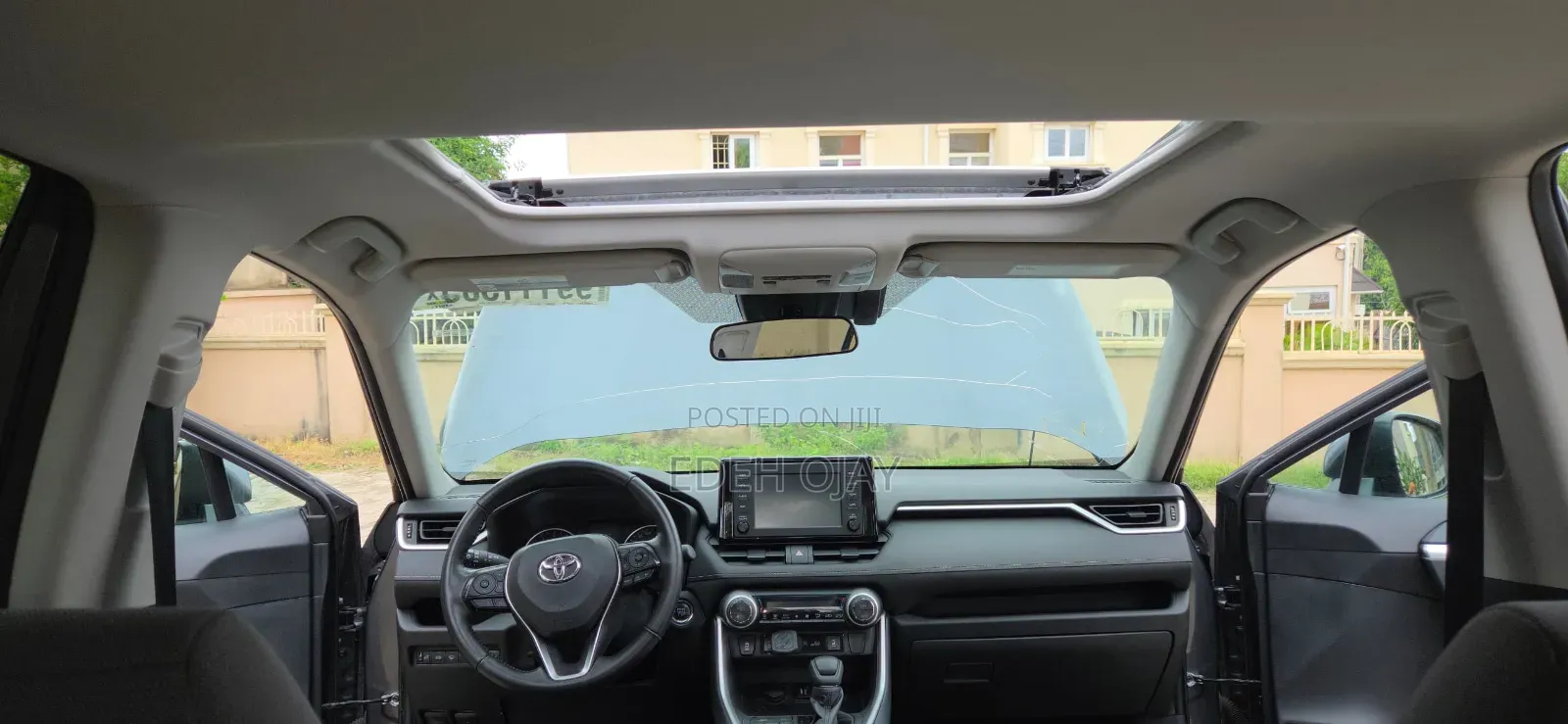 Toyota RAV4 2019 Blue