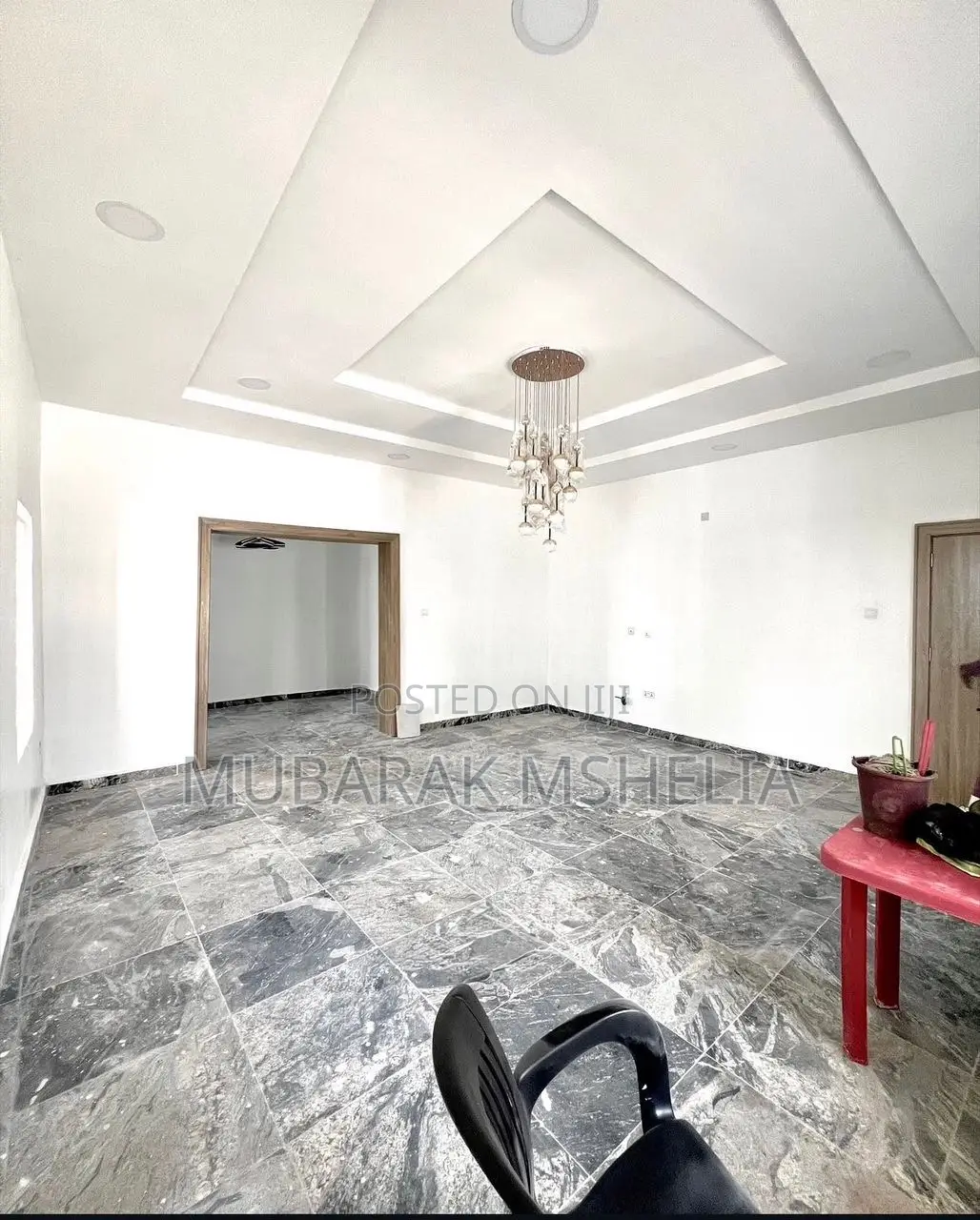 5bdrm Duplex in Guzape District for sale