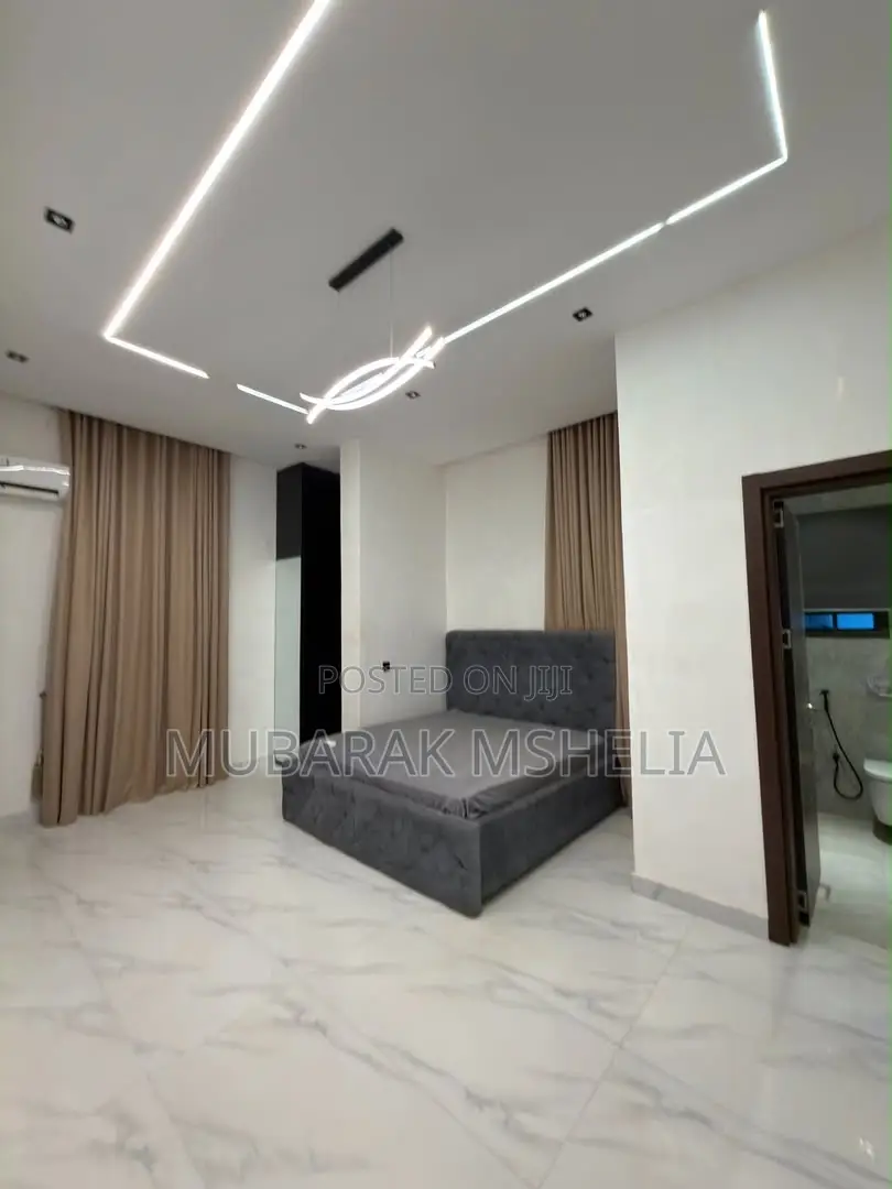 Furnished 4bdrm Duplex in Jahi for sale