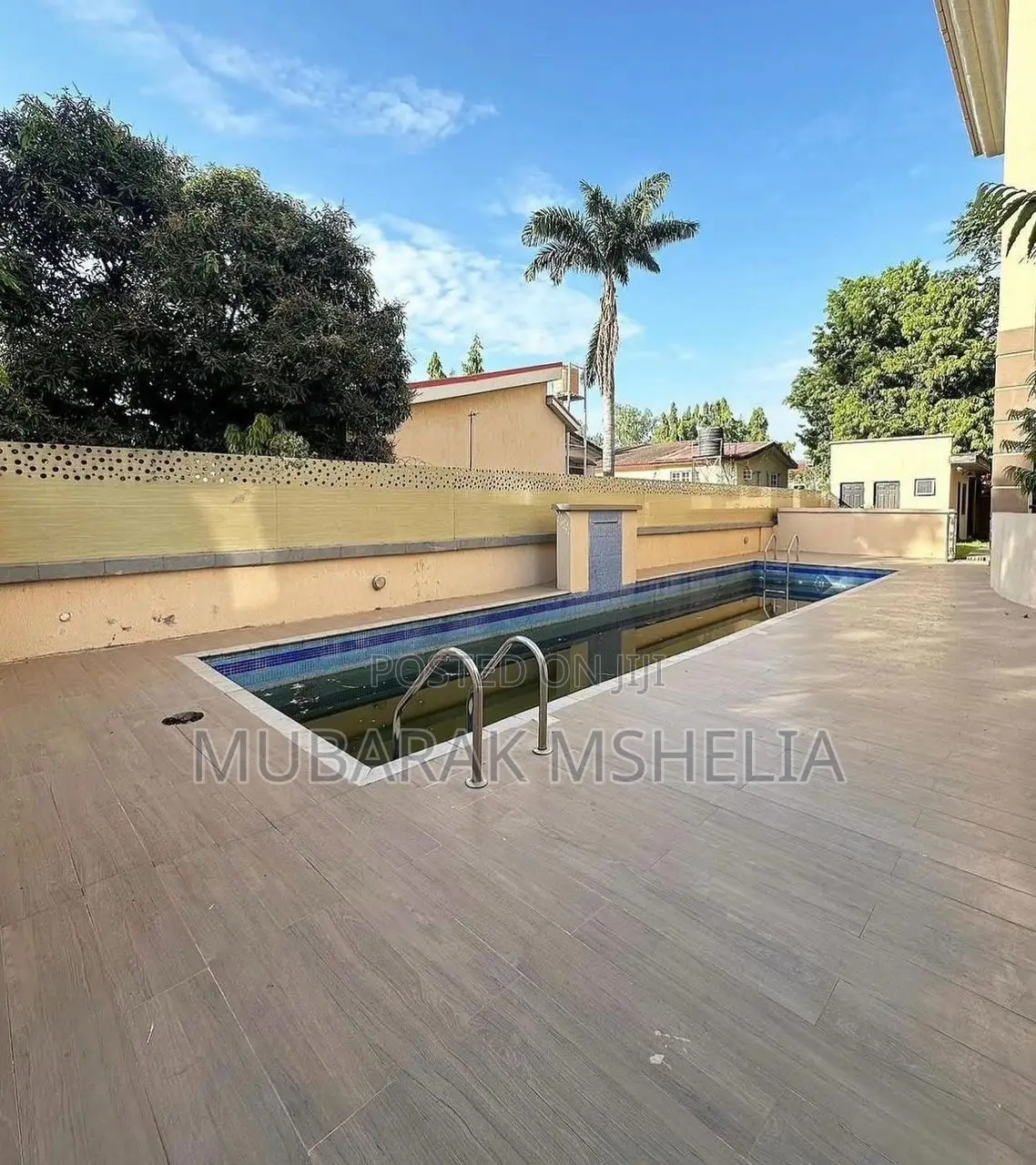 6bdrm Mansion in Maitama for sale